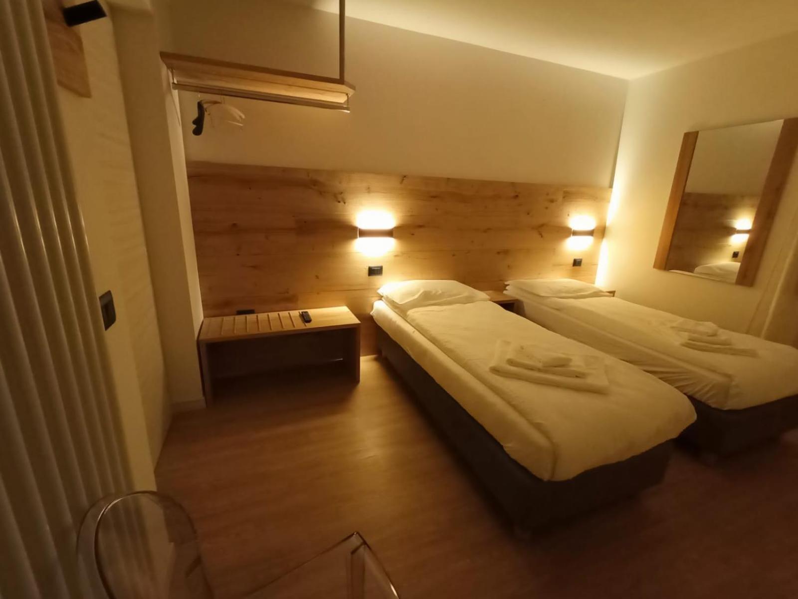 Appartamento Cima Brenta San Lorenzo Dorsino Eksteriør billede