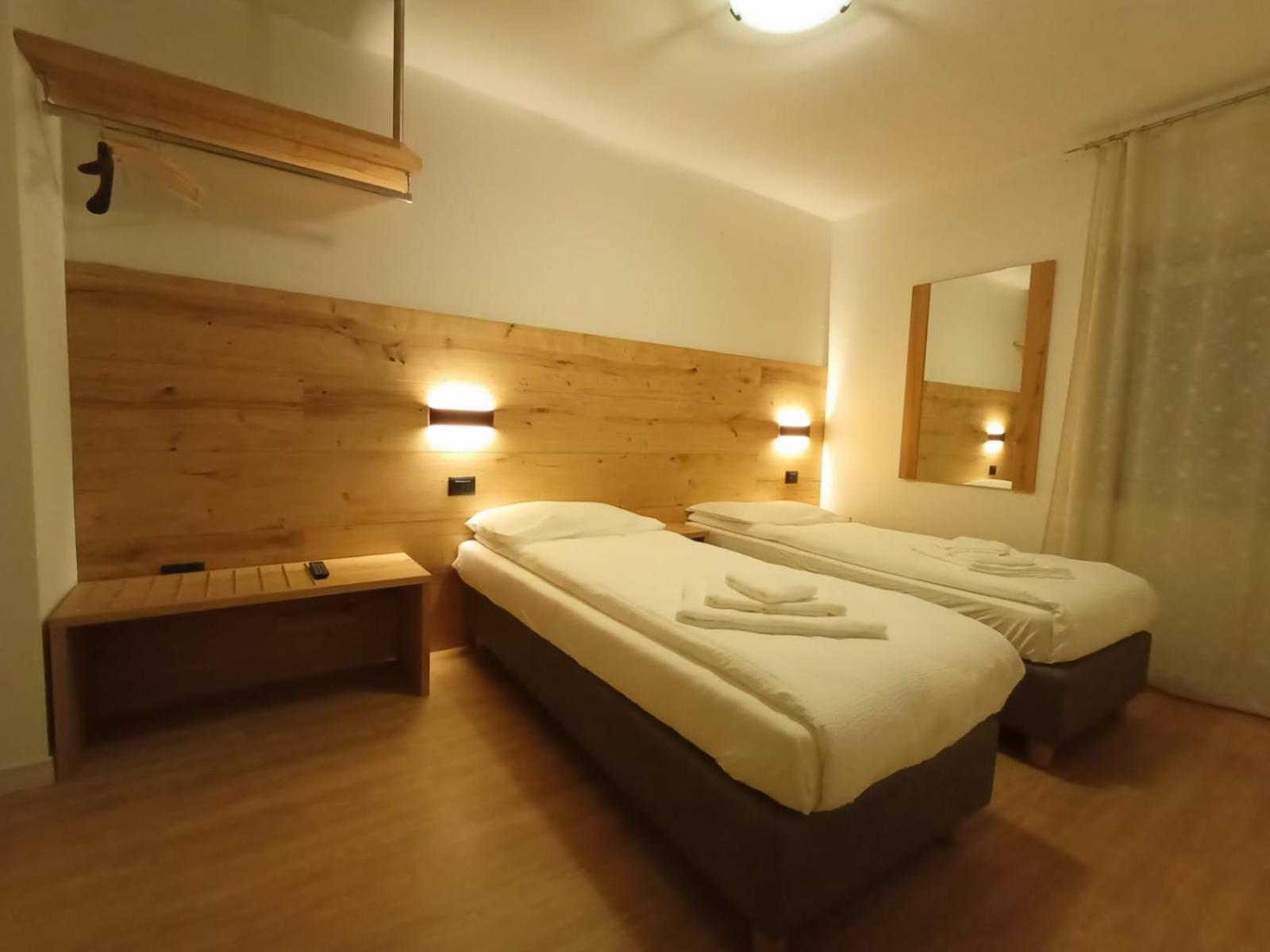 Appartamento Cima Brenta San Lorenzo Dorsino Eksteriør billede